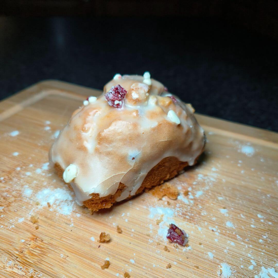 Protein Cranberry & White Chocolate Cake